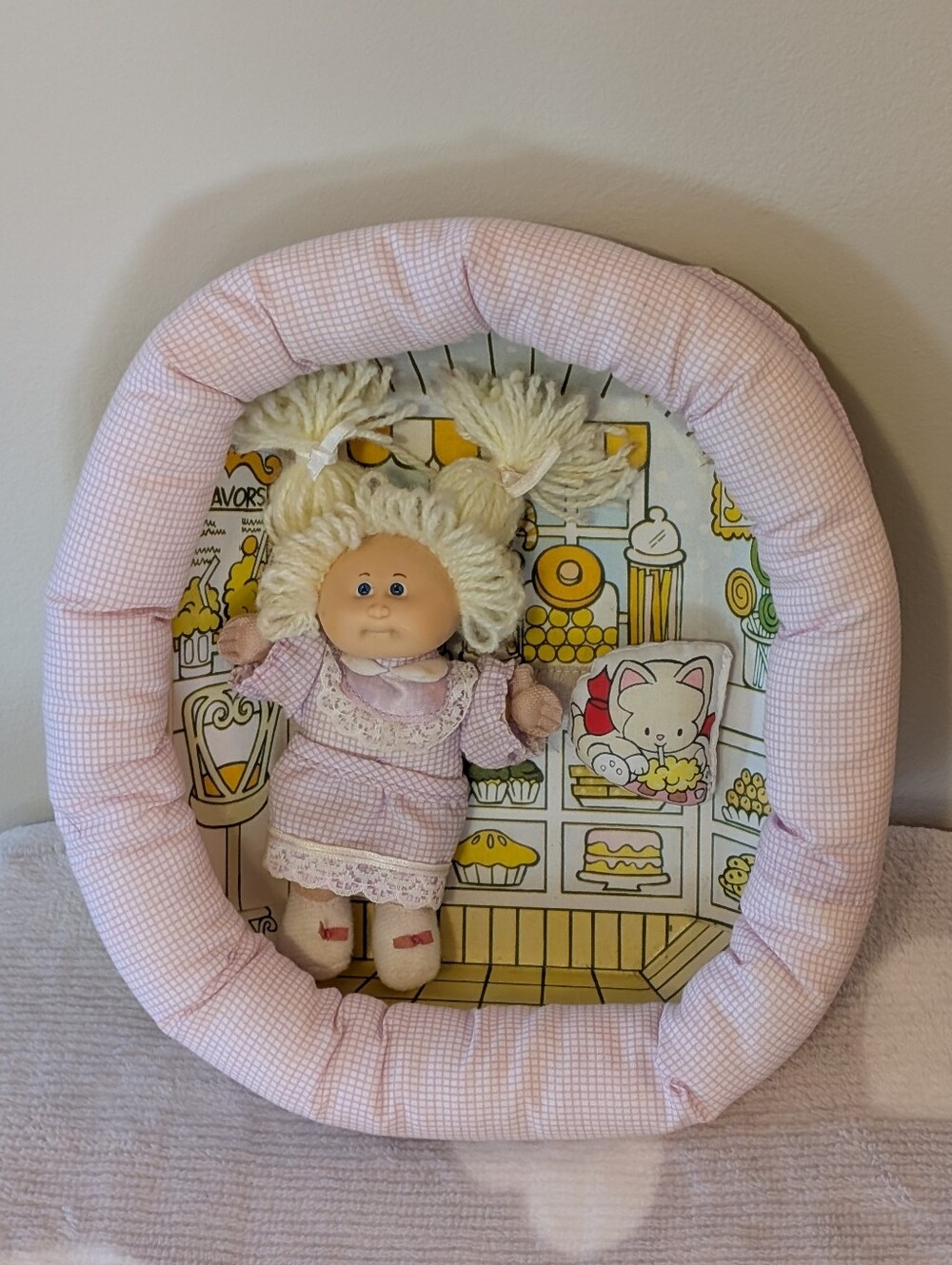 Vintage Cabbage Patch Kids Pin-Ups Candi Jilly and her Sweet Shop, 1983
